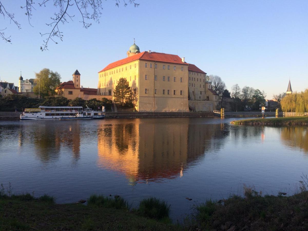 Zahradni Domek V Podebradech Poděbrady Exteriör bild